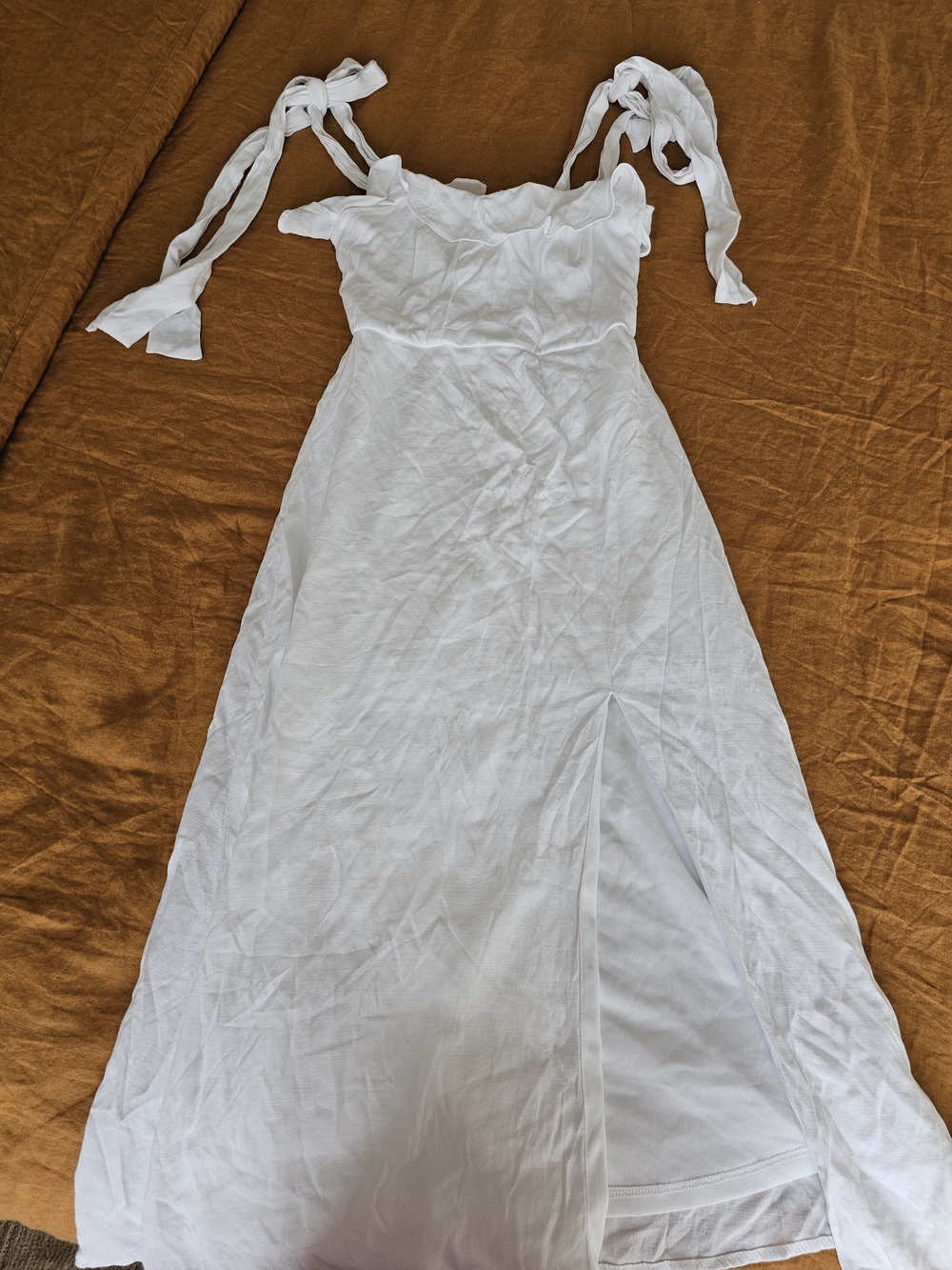 Women’s White Tie-Shoulder Dress